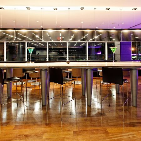 Holiday Inn Santo Domingo By Ihg Экстерьер фото The interior of the lounge