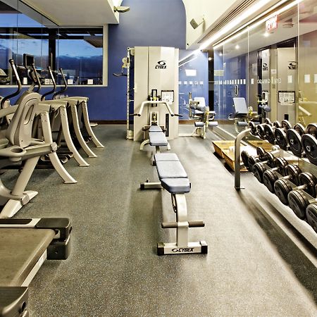 Holiday Inn Santo Domingo By Ihg Удобства фото The gym at the 2012 Olympic Village