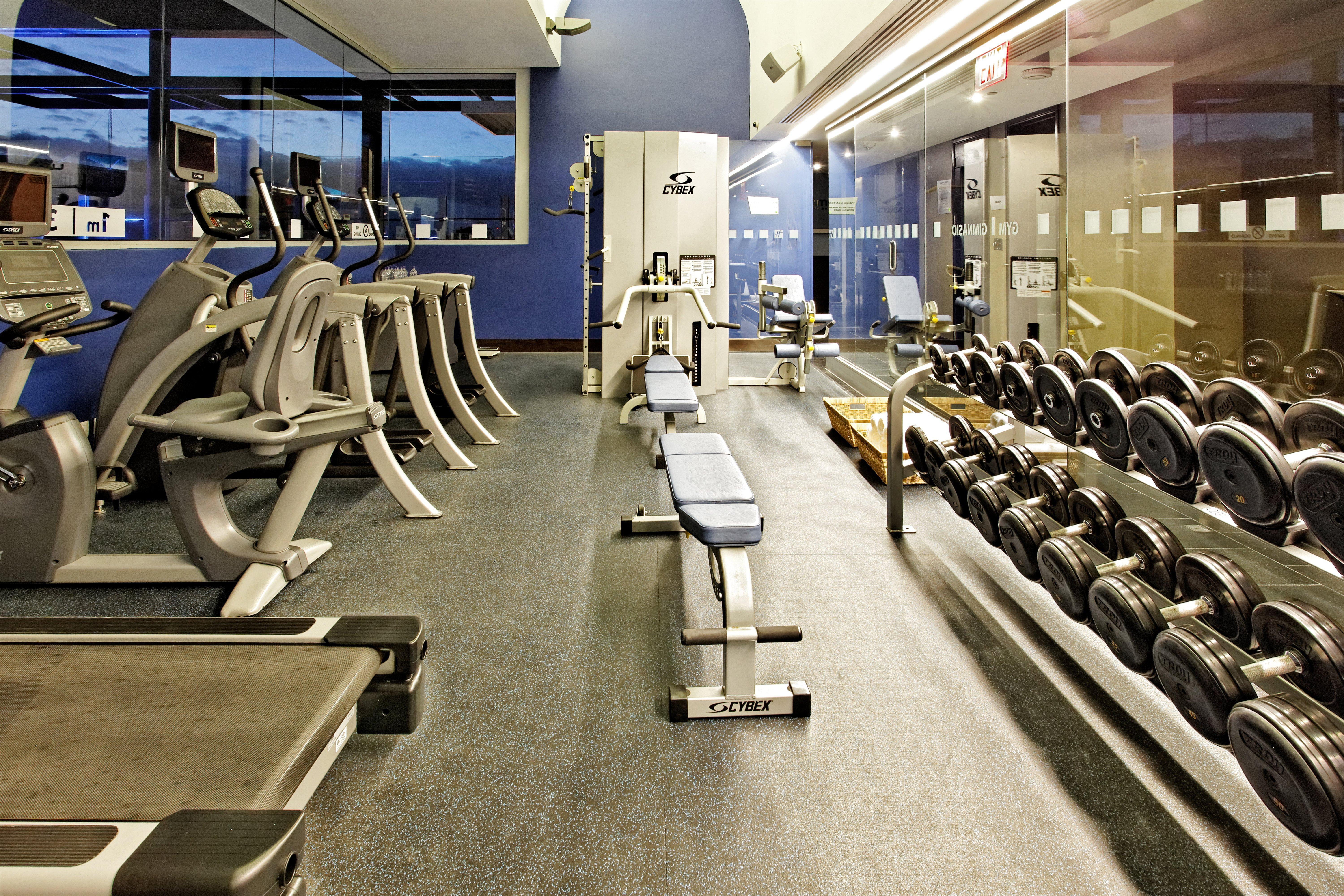 Holiday Inn Santo Domingo By Ihg Удобства фото The gym at the 2012 Olympic Village