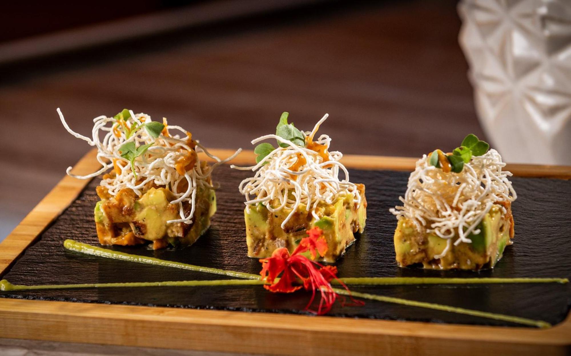 Holiday Inn Santo Domingo By Ihg Экстерьер фото Avocado and bean sprouts