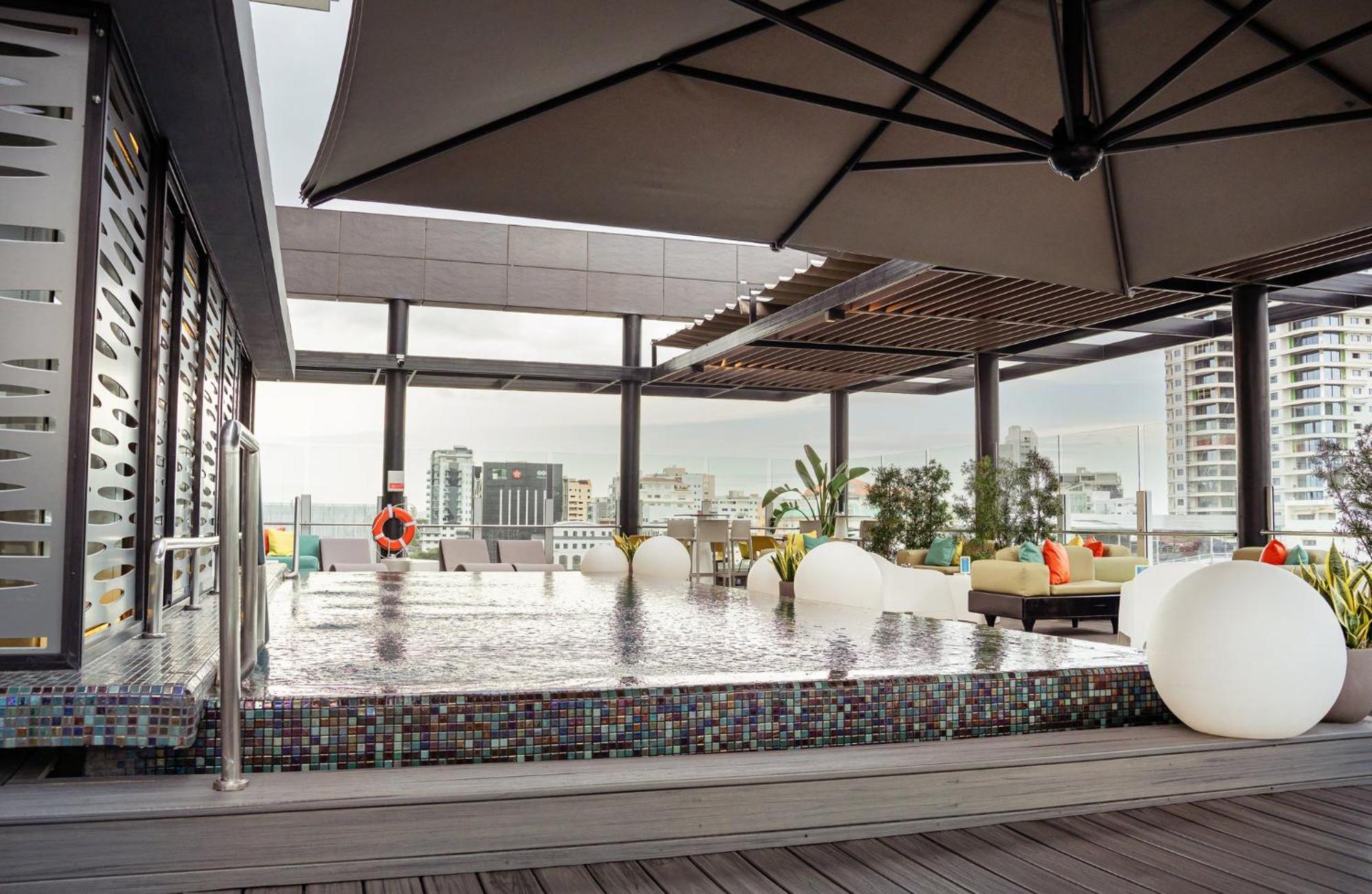 Holiday Inn Santo Domingo By Ihg Экстерьер фото Sky bar