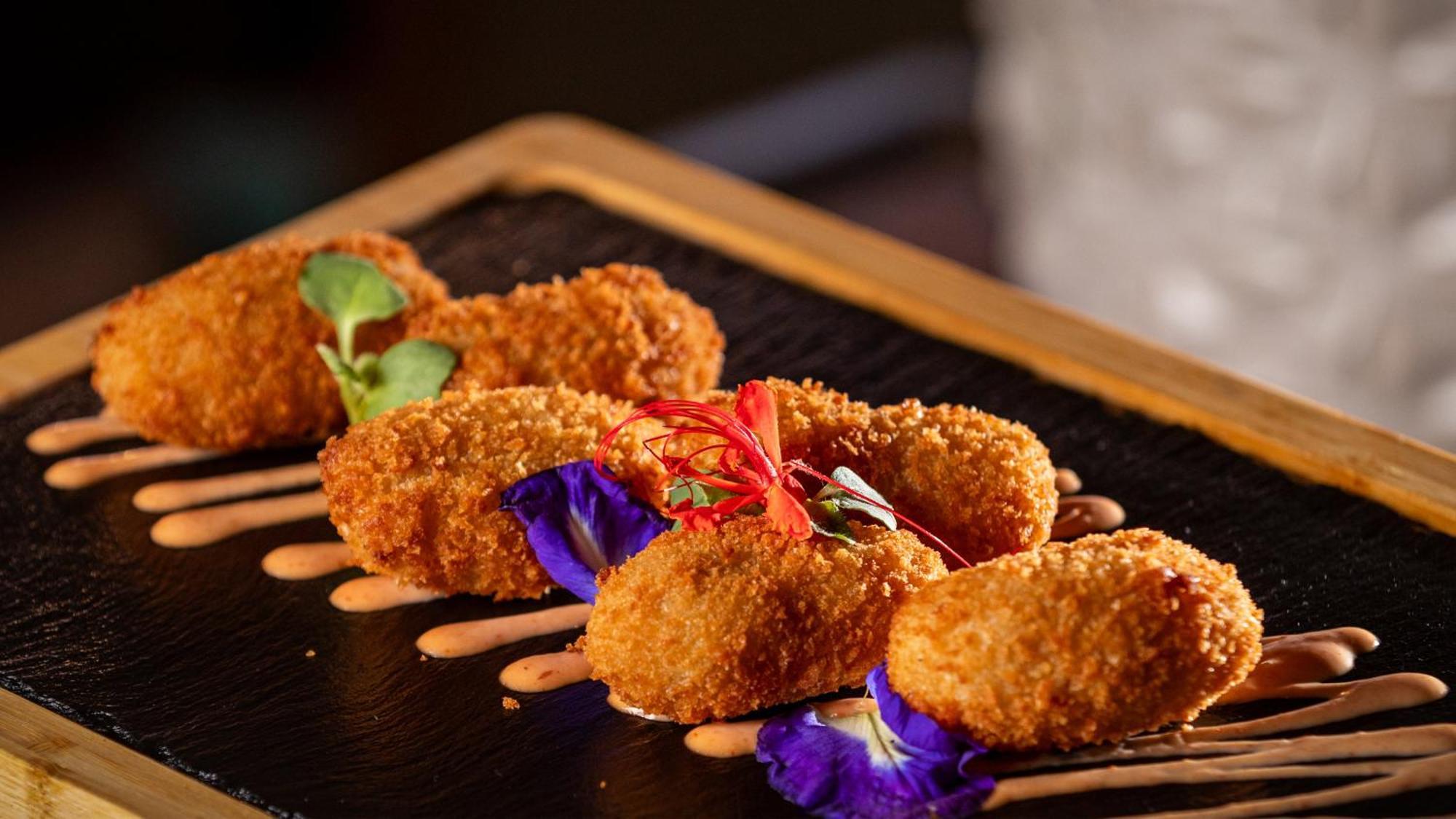Holiday Inn Santo Domingo By Ihg Экстерьер фото Deep-fried breaded tofu